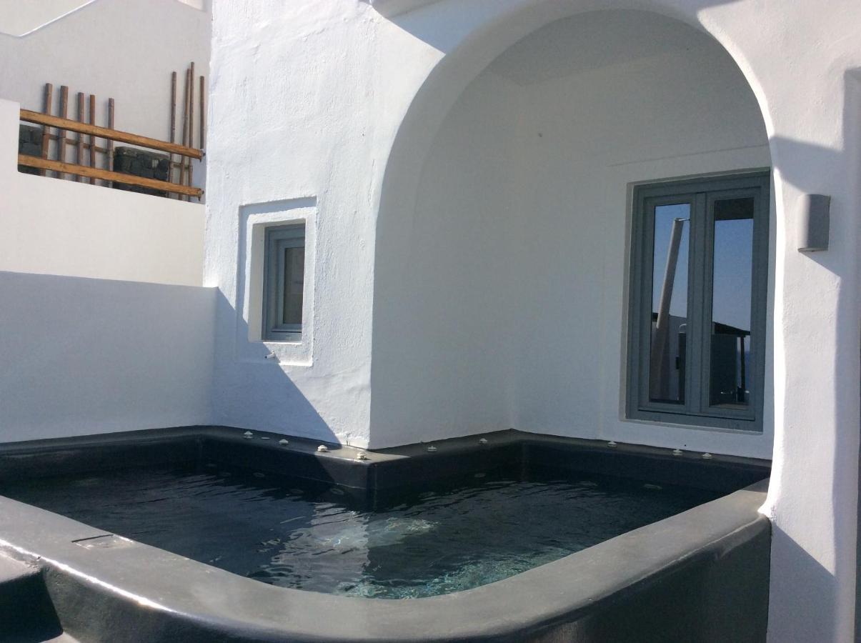 Almyra Oia Suites Exterior foto