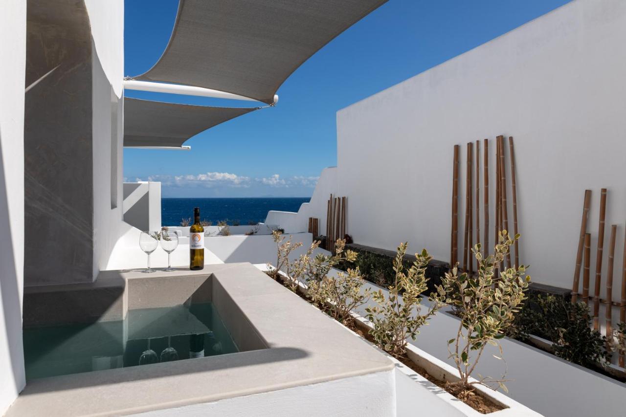 Almyra Oia Suites Exterior foto